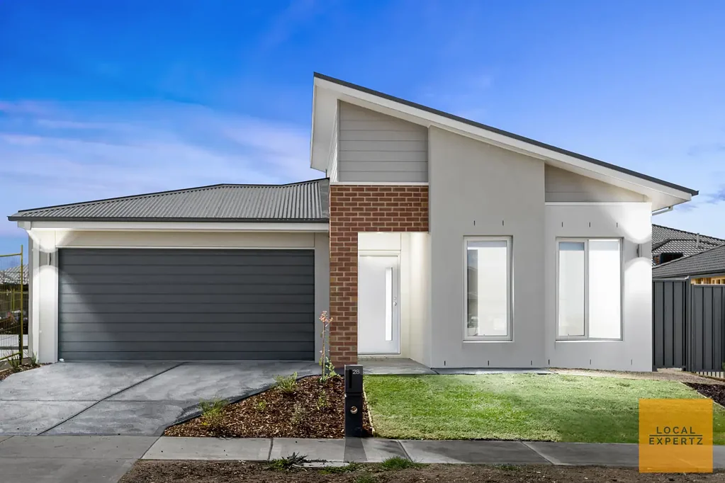 STUNNING FAMILY HOME