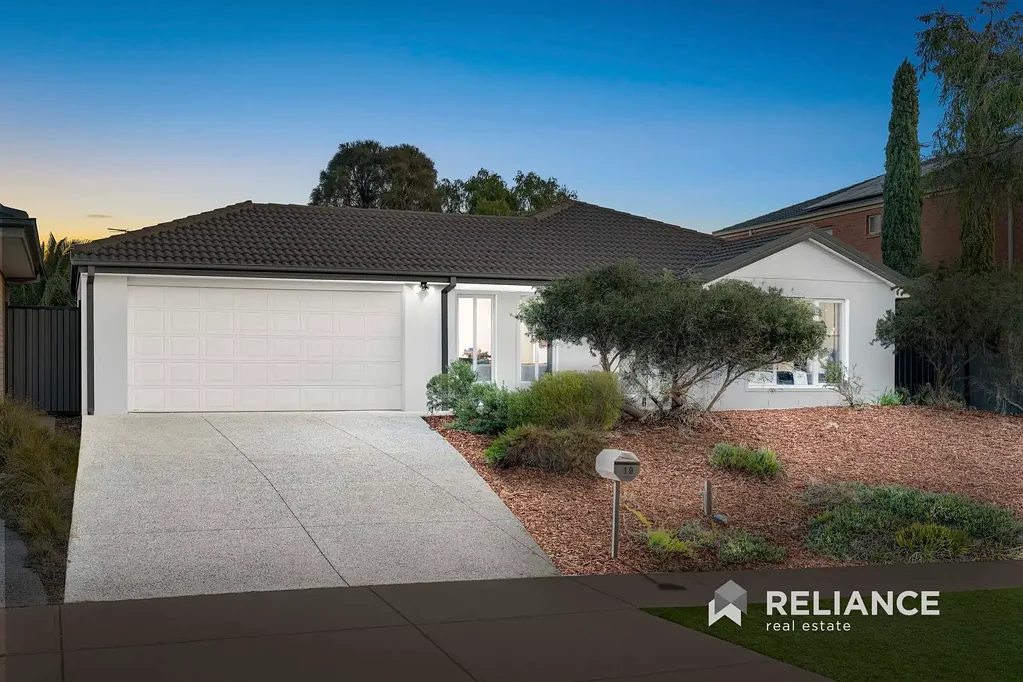 19 Hasluck Gardens, Point Cook, VIC 3030