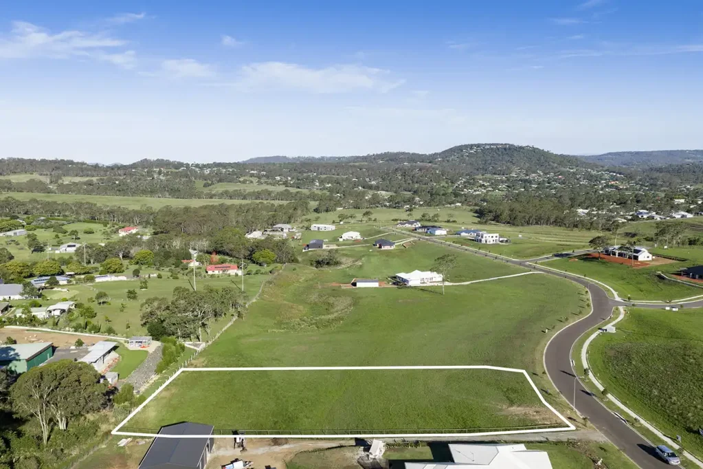 47 Summit Drive, Mount Rascal, QLD 4350