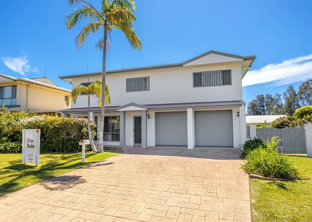 5 Banyula Drive, Old Bar, NSW 2430