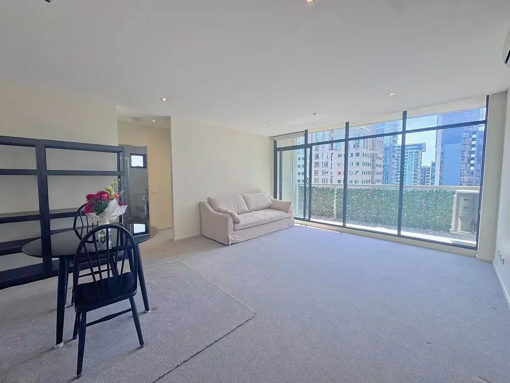 CONTEMPORARY FURNISHED TWO-BEDROOM ON LEVEL 17 NEAR FLAGSTAFF!
