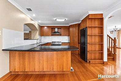 4 Rua Court, Oakleigh, VIC 3166, 4 Schlafzimmer, 3 Badezimmer, House