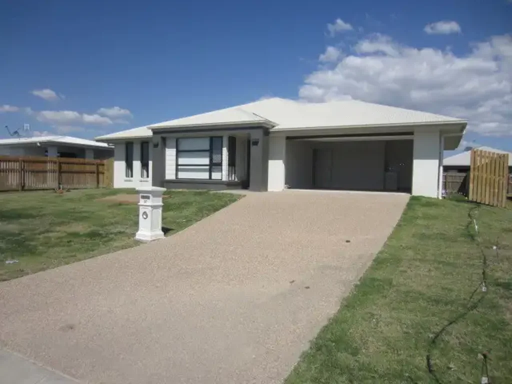 Mount Low 4房  Spacious Investment Property