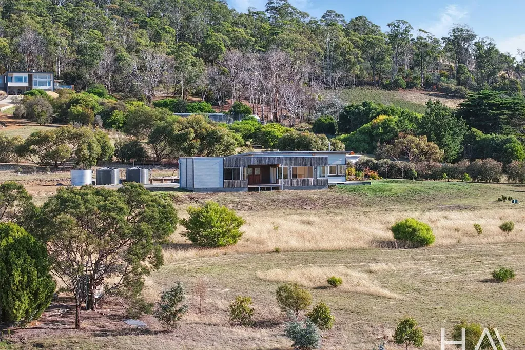 264 Clifton Beach Road, Clifton Beach, TAS 7020