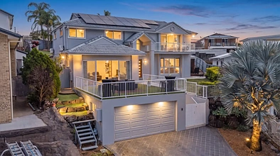 Carrara 4房  SCALE UP TO COAST SKYLINE VIEWS | EXPANSIVE LIFESTYLE HOME | FLEXIBLE LIVING POTENTIAL