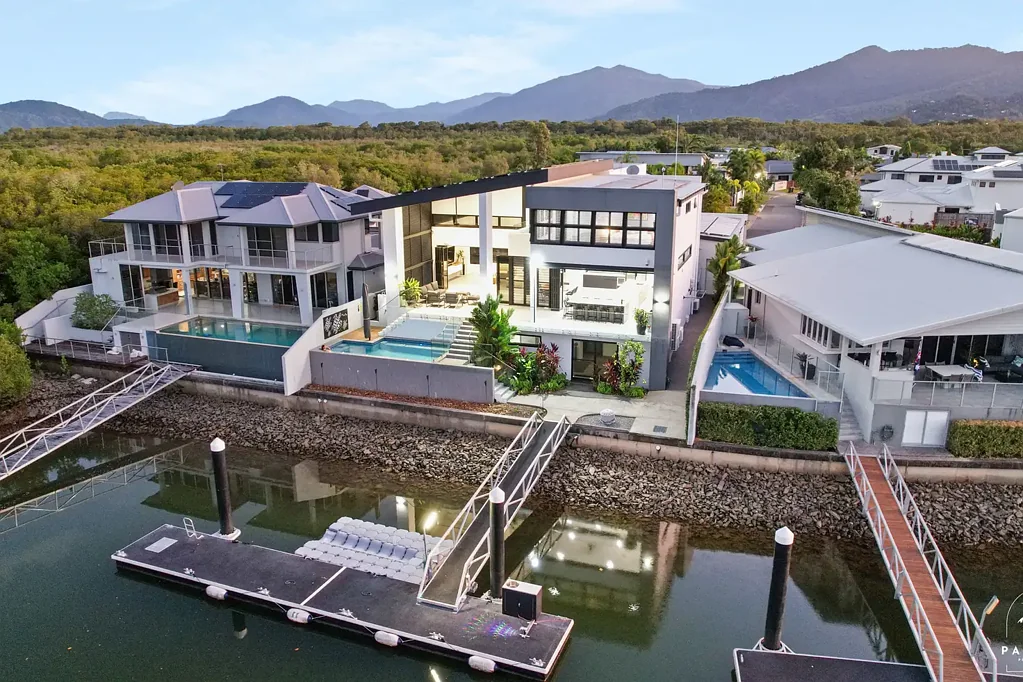 Trinity Park 4ਬੈੱਡਰੂਮ BELVEDERE | Bluewater Marina