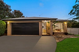 47 Jenner Street, Baulkham Hills