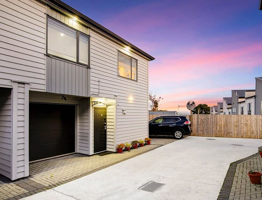 9/1 Brough Road, Manurewa, Manukau City, 4 રૂમ, 2 બાથરૂમ, House