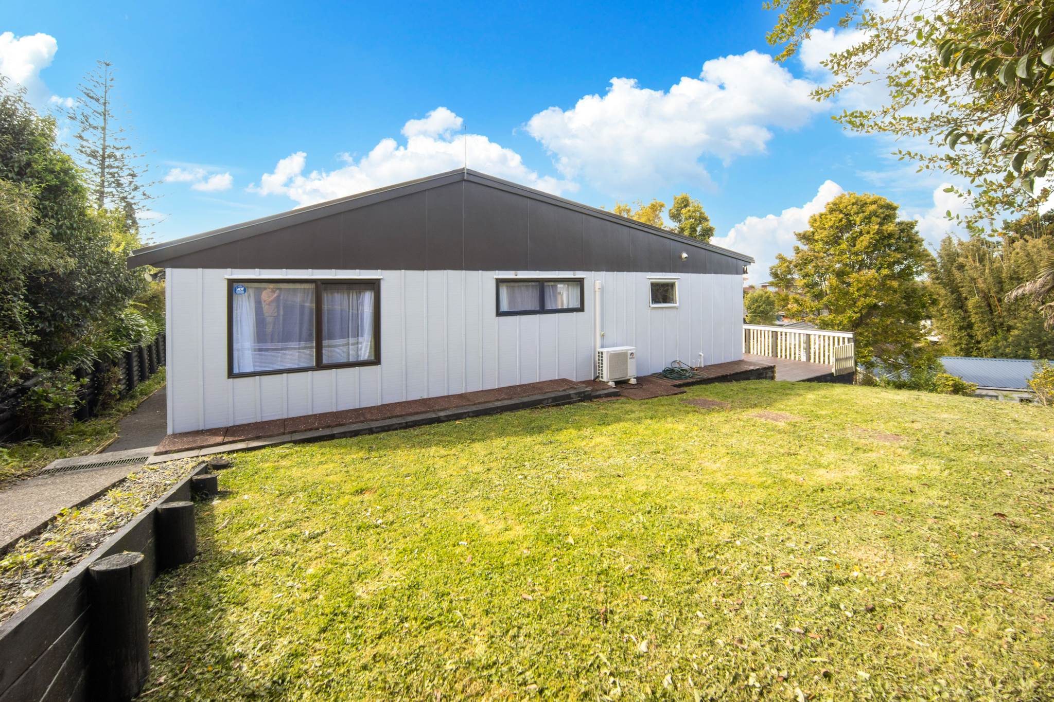 7A & 1/7A Tirimoana Road, Te Atatu South, photo 10
