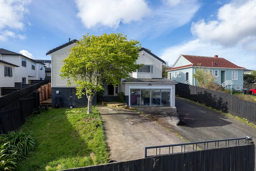 Mount Roskill 4Zimmer Huge Living, Investment or Developing Potential