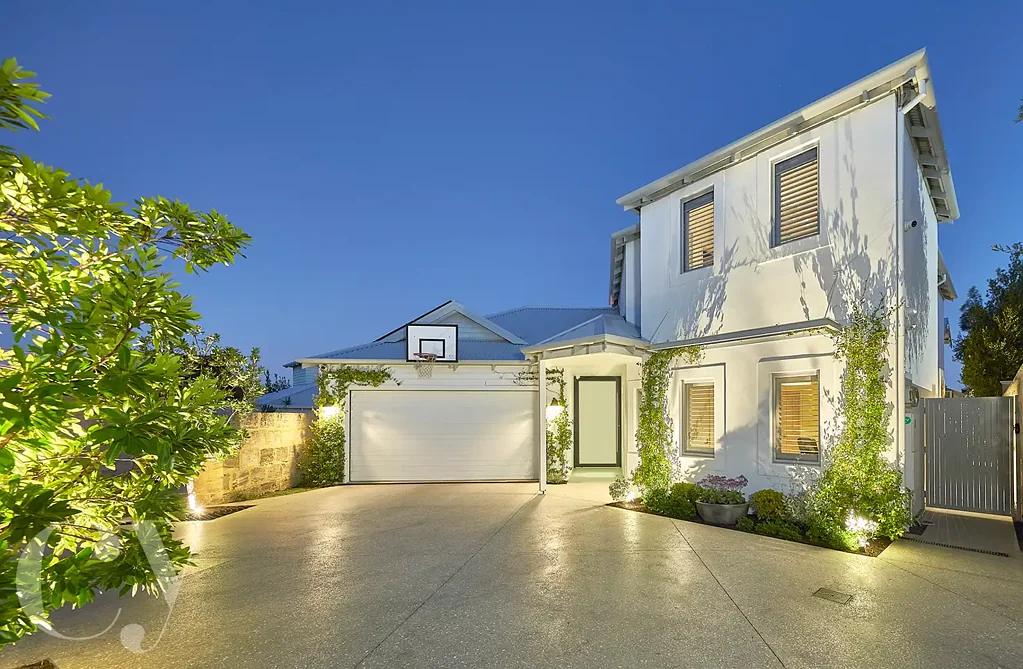 Mosman Park 6 Bedroom Meandering River Views | Timeless Coastal Style