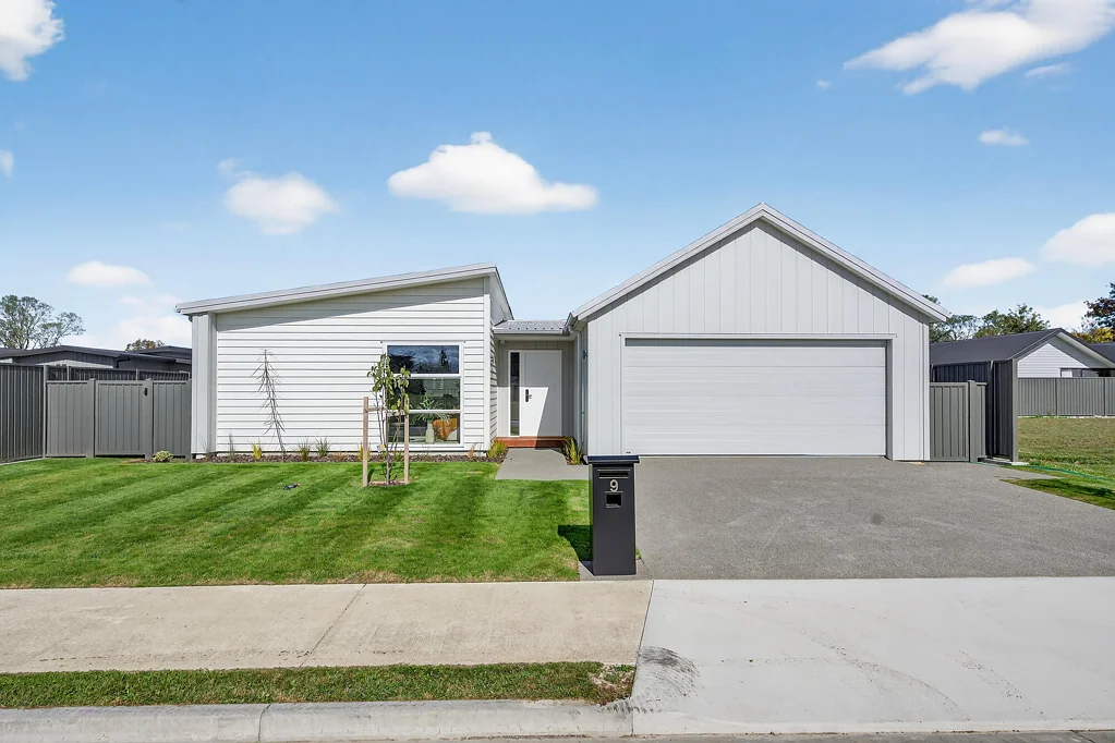 Masterton 3部屋 Brand New in Westbush! BEO $839,000