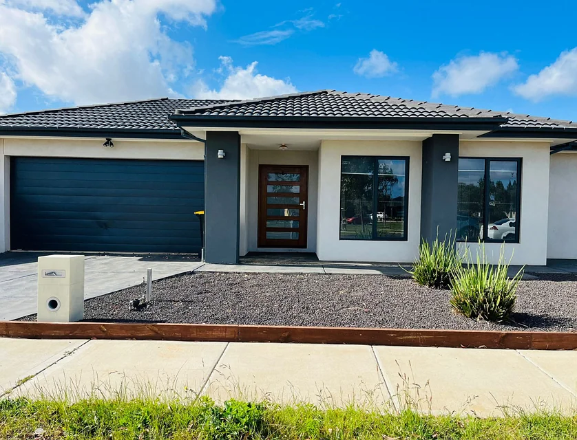 29 Tamboritha Bvd, Weir Views, North West Melbourne, 4 غرف, 2 حمامات, House