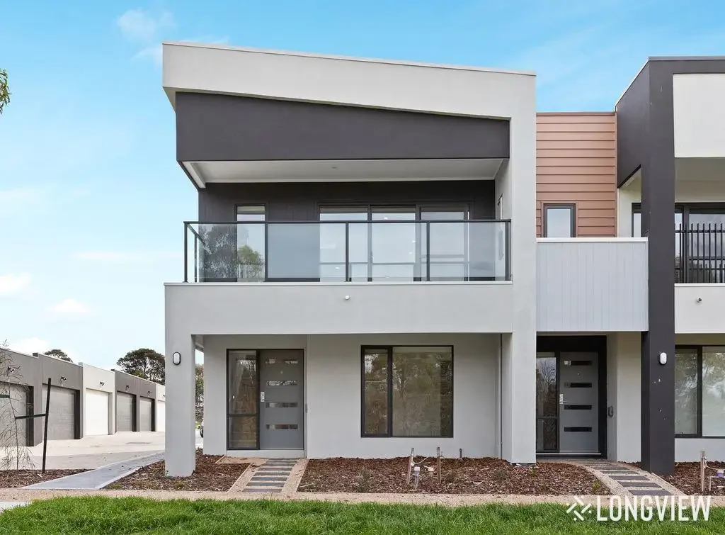 Perfectly Positioned with Green Surrounds