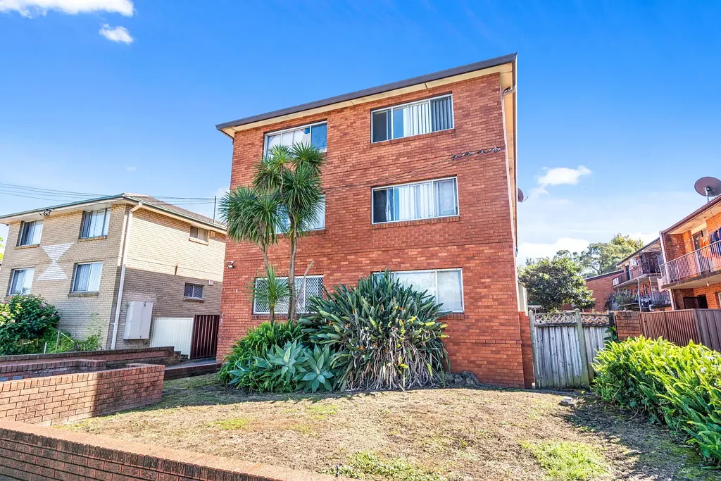 Auburn 2ਬੈੱਡਰੂਮ BRIGHT AND SUNNY APARTMENT - CURRENTLY LEASED FOR $510/WEEK  - OPEN TO VIEW SATURDAY 10-10.30AM