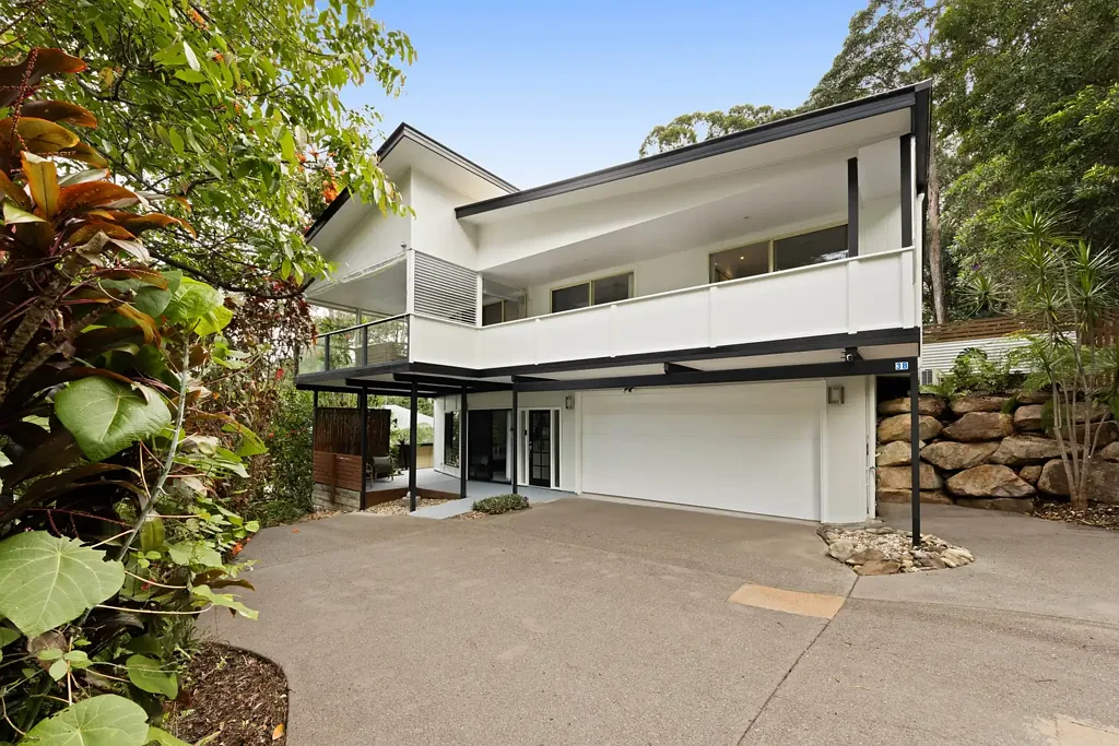 Buderim 6 Bedroom Genuine Dual Living in Buderim - Room to Grow, Space to Breathe