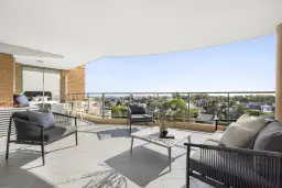 905/8 Spring Street, Bondi Junction