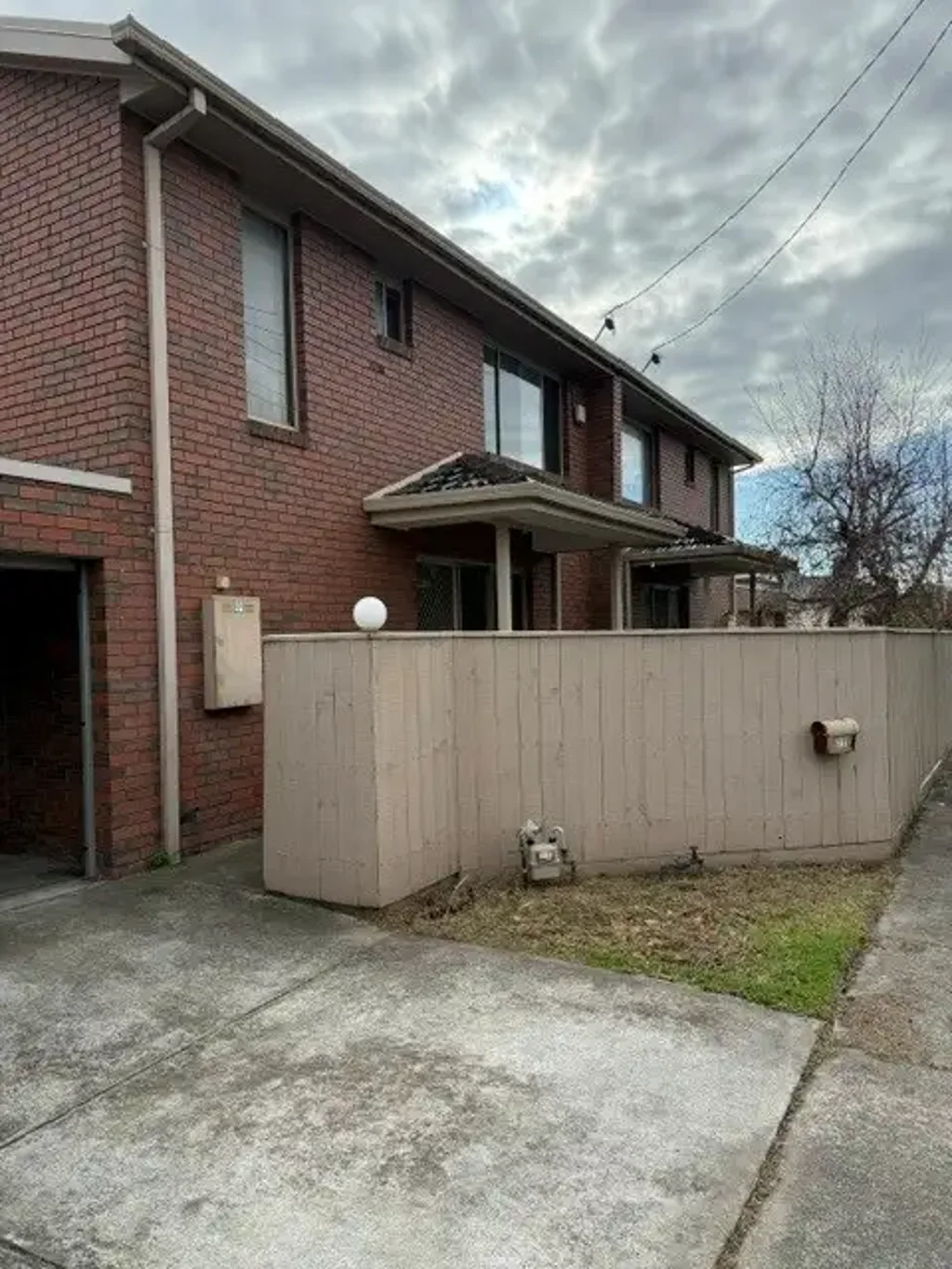 3 Bedroom townhouse in great location!