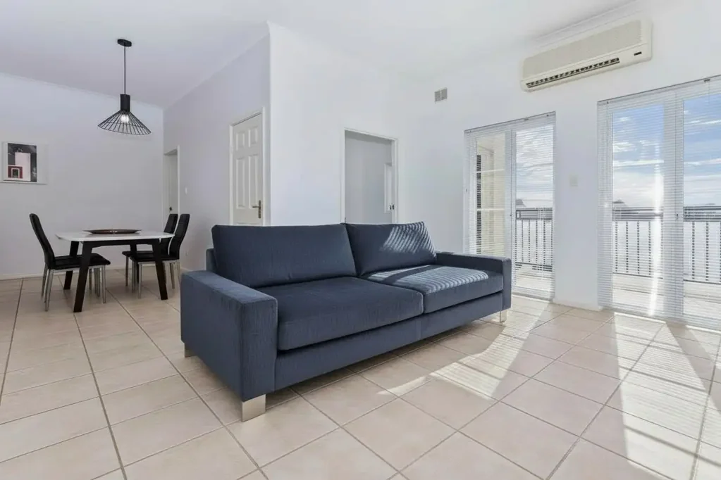 FURNISHED WEST PERTH APARTMENT