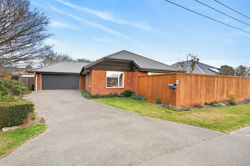 Darfield 3Moenga Comfortable living or clever investment