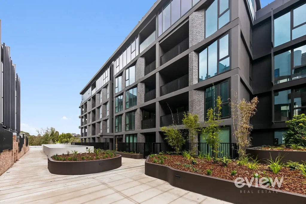 Modern 2-Bedroom Apartment in Prime Alphington!