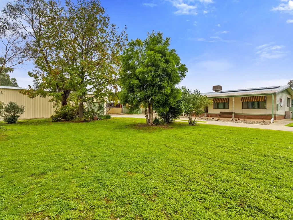 Corowa 4房  Impressive family home package