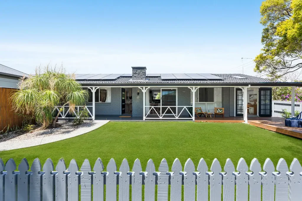 32 Cavanaugh Street, Wynnum West, QLD 4178