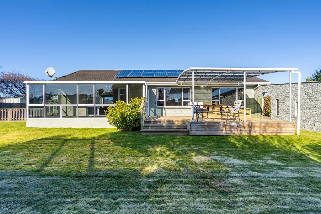 Newfield 3Moenga Under Contract