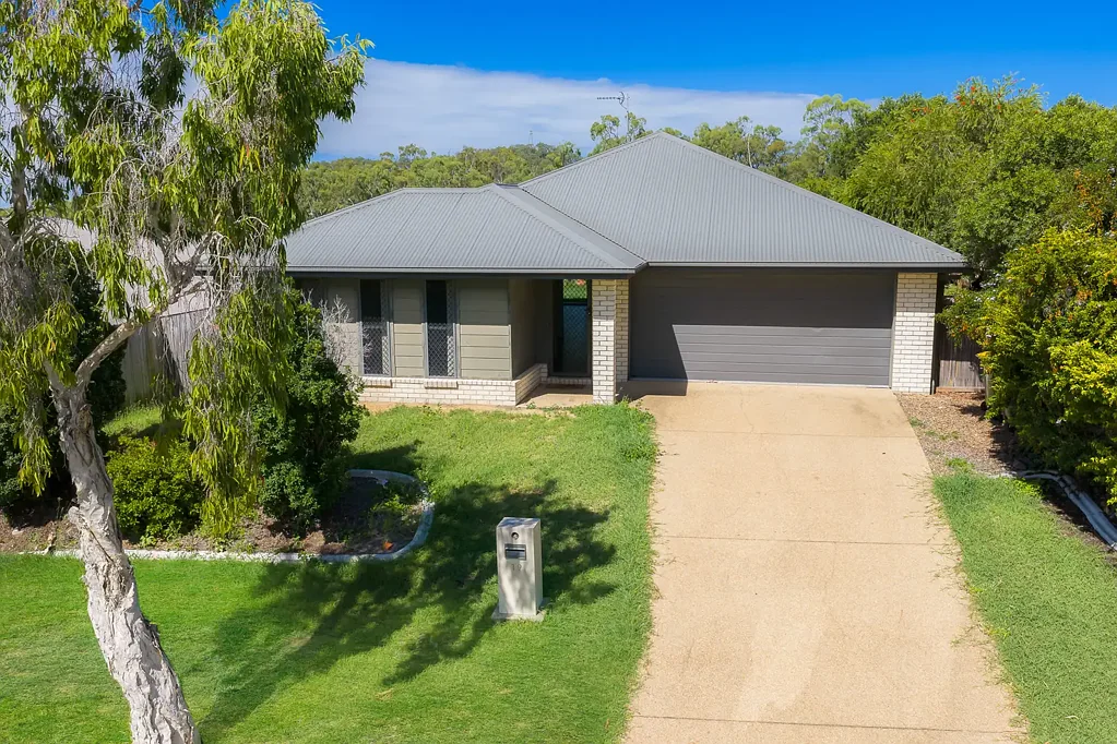 19 Redgum Drive, Kirkwood, QLD 4680