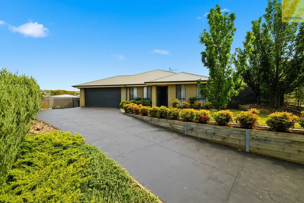 12 McCullagh Street, Bacchus Marsh, VIC 3340