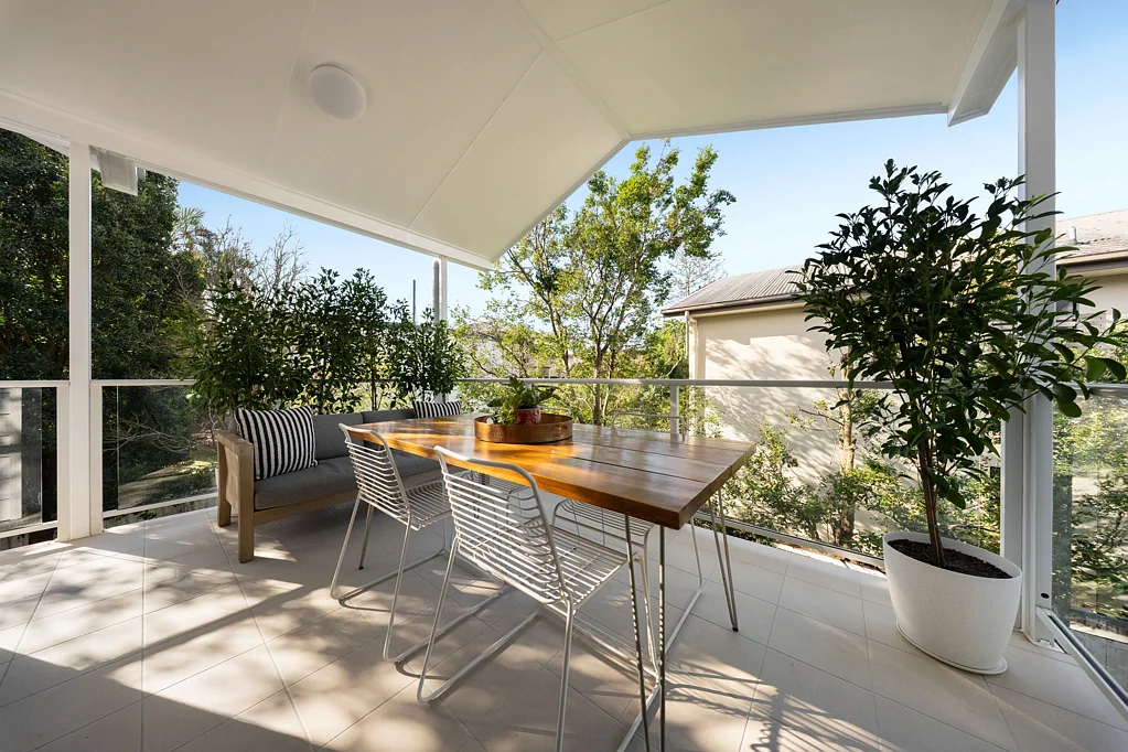 Nundah 3 Slaapkamer Sleek Open-Plan Design Meets Boutique Living