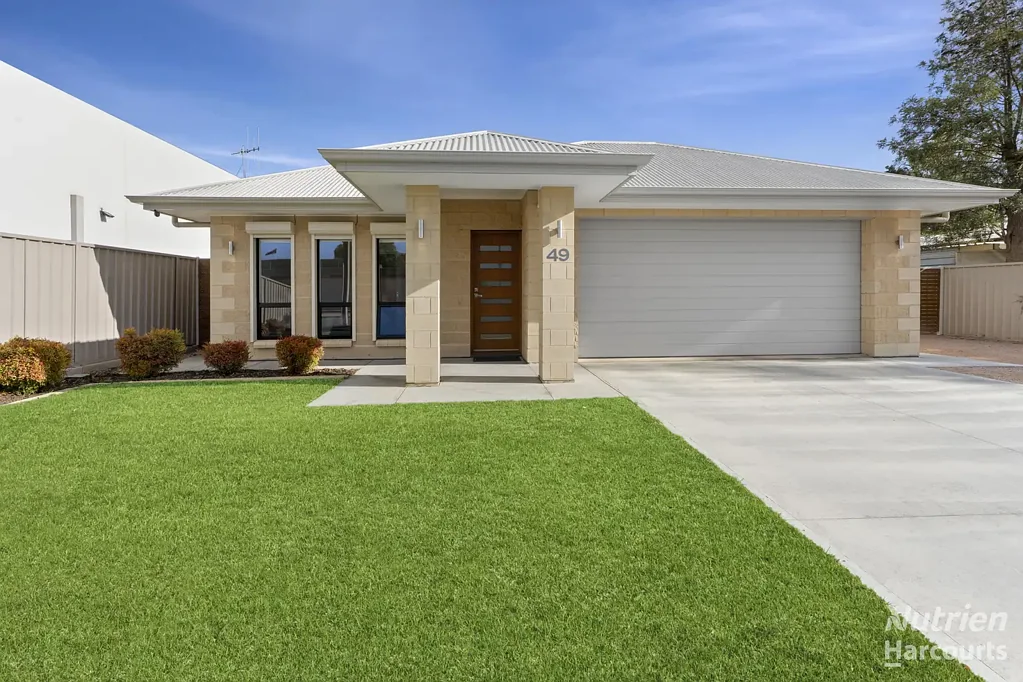 Renmark 3ਬੈੱਡਰੂਮ Contemporary Living at Its Best