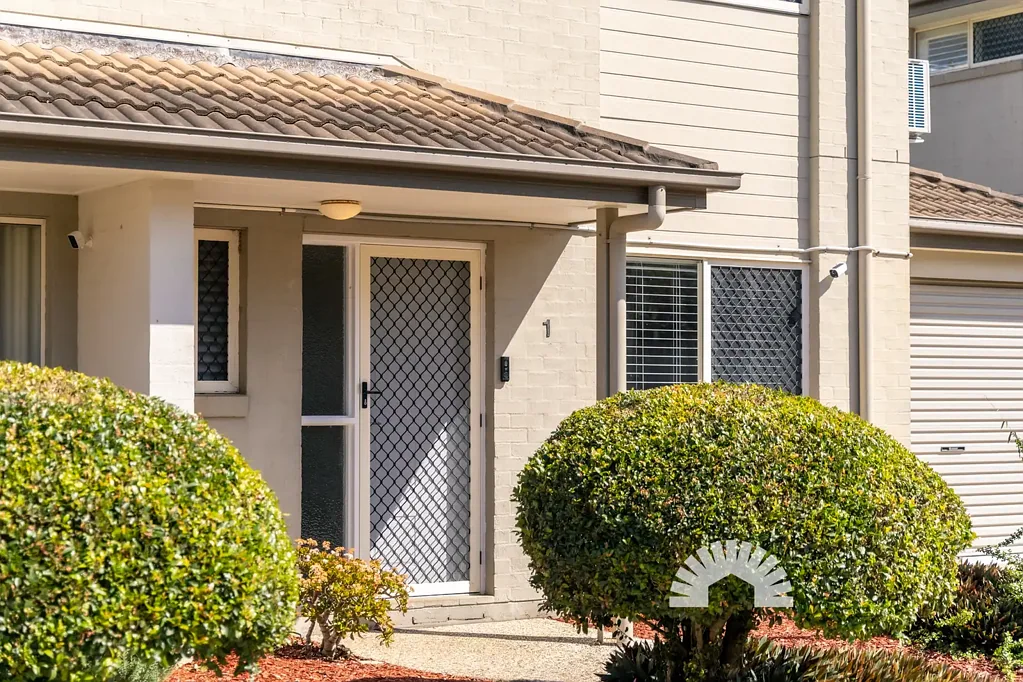 Kallangur 3房 维护良好的社区中的轻松生活 Low-Maintenance Living in a Well-Kept Complex