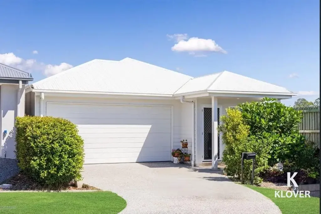 🏡 159 Prosperity Street, Narangba – Energy-Saving Family Home with Solar, Battery & 3 Bathrooms