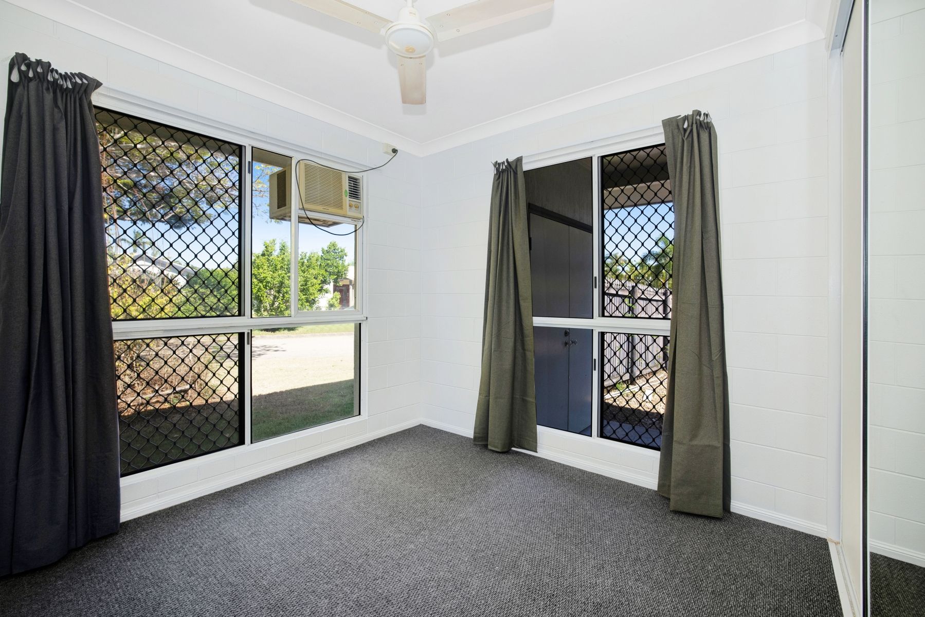 24A TEMPLETON CR, DOUGLAS QLD 4814, 0 Kuwarto, 0 Banyo, House