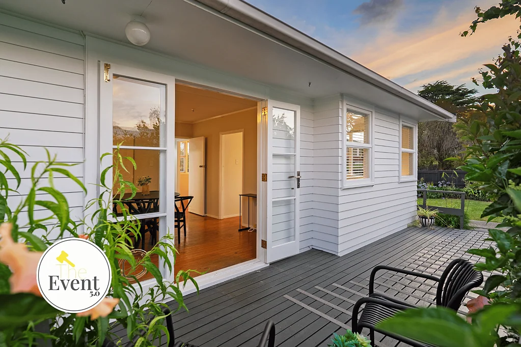 2/25 Margaret Place, Milford, North Shore City, Auckland