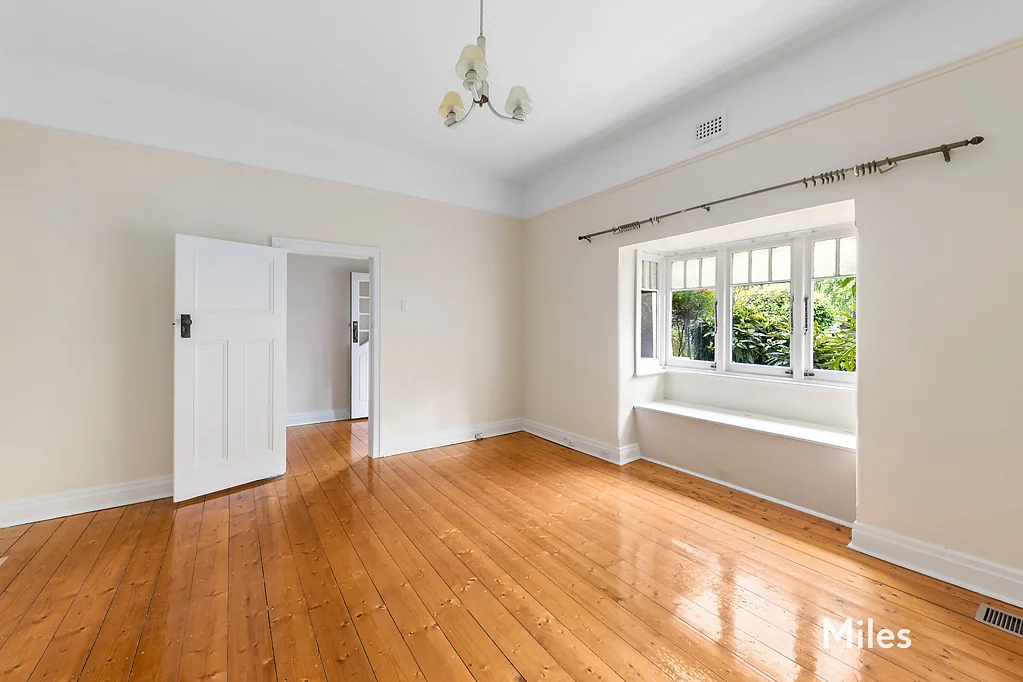 38 Ivanhoe Parade, Ivanhoe, VIC 3079