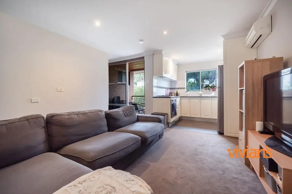 Mosman Park 1બેડરૂમ Small Complex, Top Floor, Leased Investment