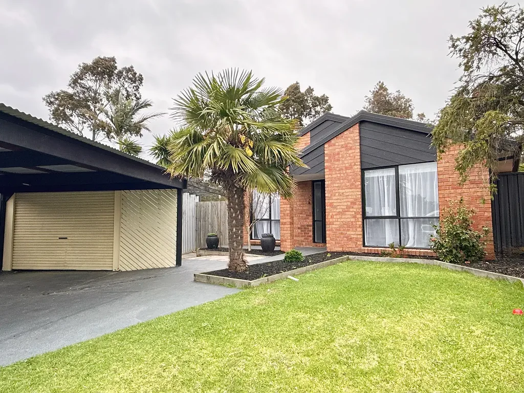 4 Bedroom Family Retreat with in-ground pool