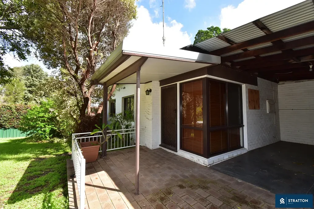 Charming Cottage Retreat in the Heart of Kelmscott