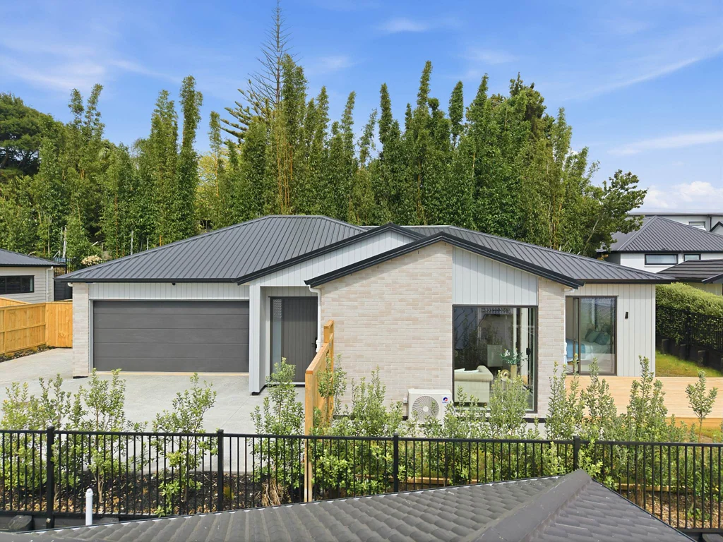 Pukekohe 5침실 Master Builder Guaranteed, & Plenty of Parking