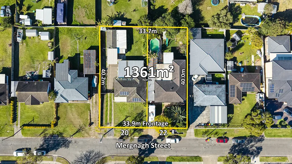 Ashcroft 6ਬੈੱਡਰੂਮ Two Homes, One Outstanding Development Opportunity zoned R3