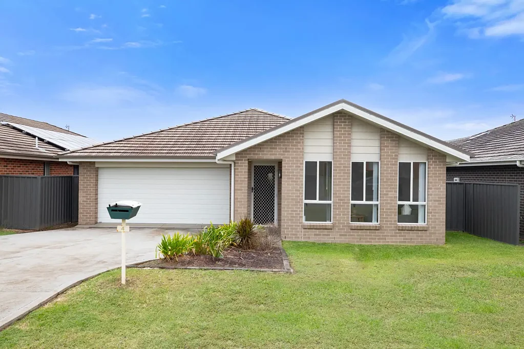4 Malbec Street, Cliftleigh, NSW 2321