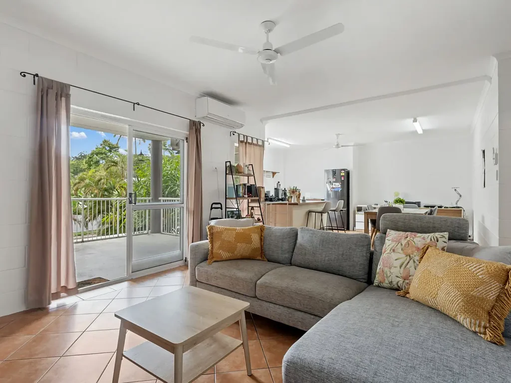 15/40-42 Old Smithfield Road, Freshwater, QLD 4870