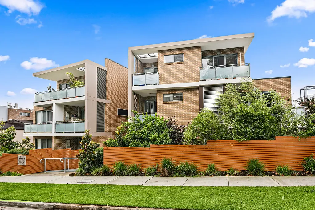 8/22-24 Gover Street, Peakhurst, NSW 2210