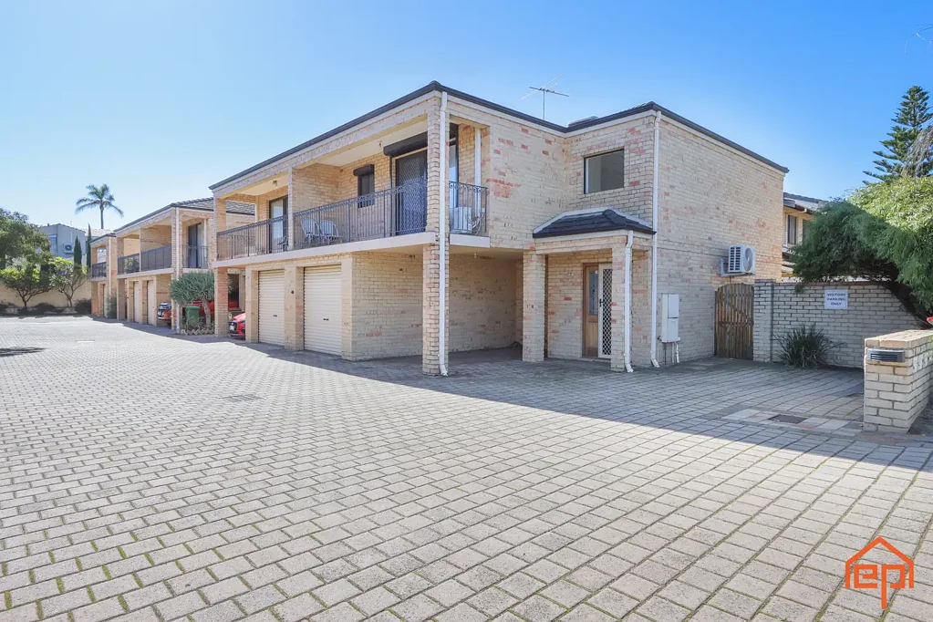 Beautiful Townhouse in Prime Location