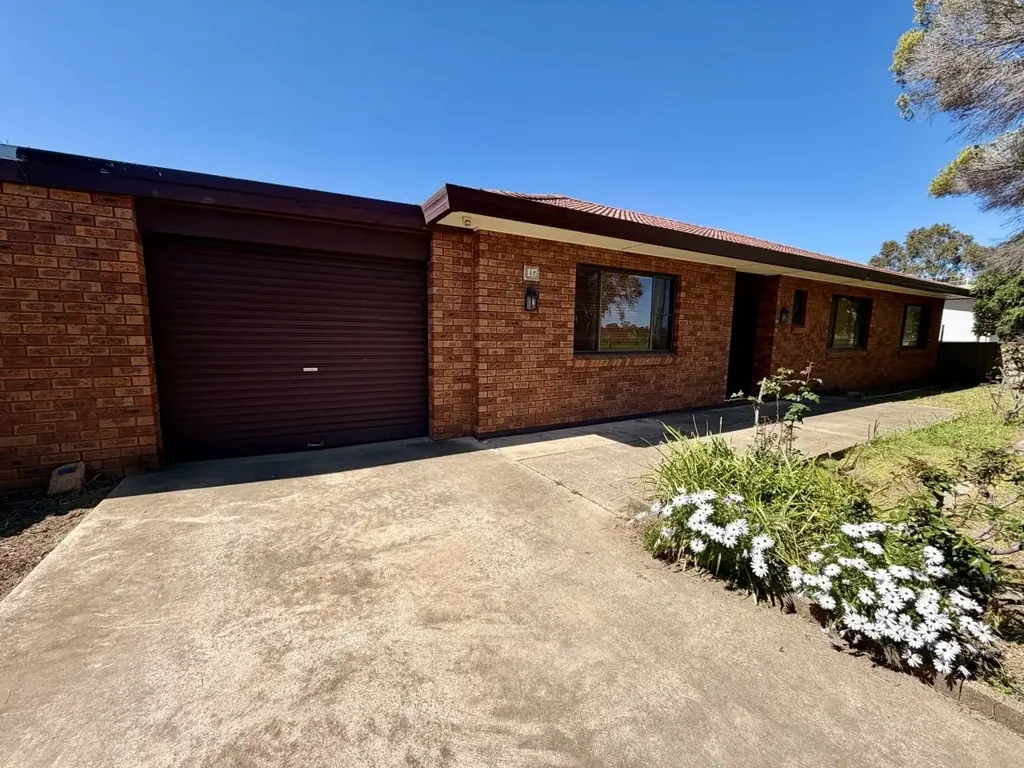 Ray White Forbes - 0268511411