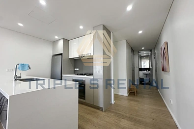 304/18 Amelia Street, Waterloo, NSW 2017, 2 Bedrooms, 2 Bathrooms, Apartment
