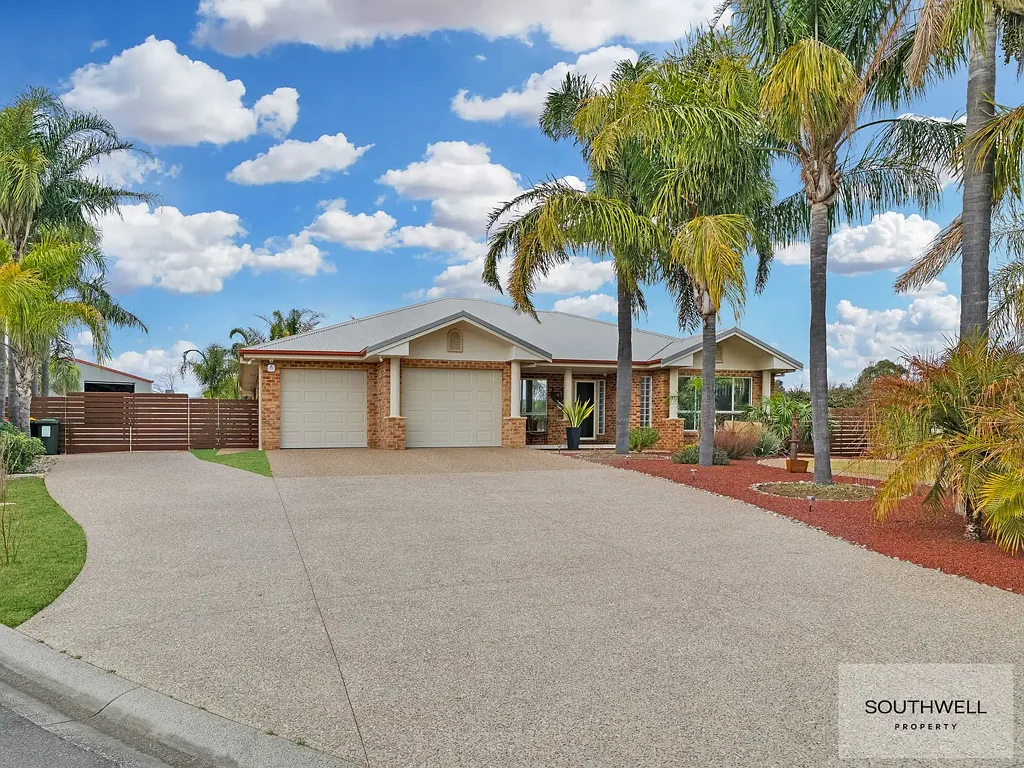 Tamworth 4Zimmer Expansive Family Entertainer with Excellent Extras
