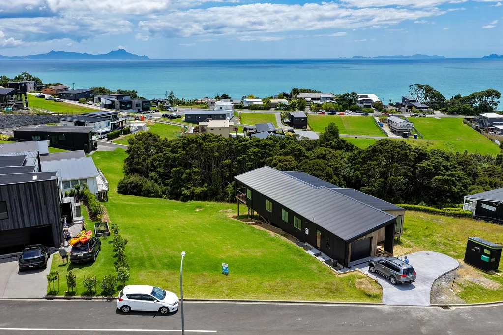 Langs Beach Coastal Langs Beach Section (PRICE REDUCED!)